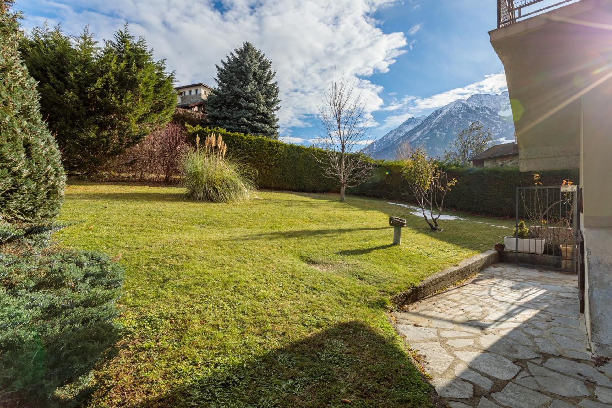 Lo Mitcho De Pouisse Daire Aosta Dış mekan fotoğraf